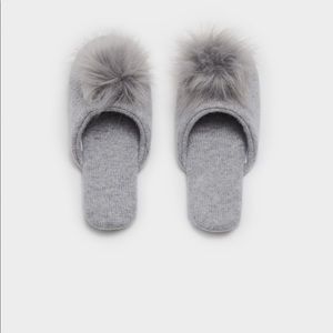 Cashmere Pom Pom Slippers